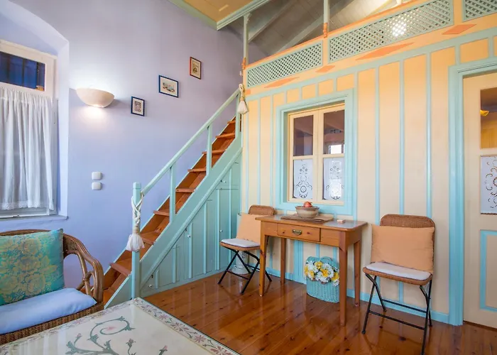 Traditional Apartment *